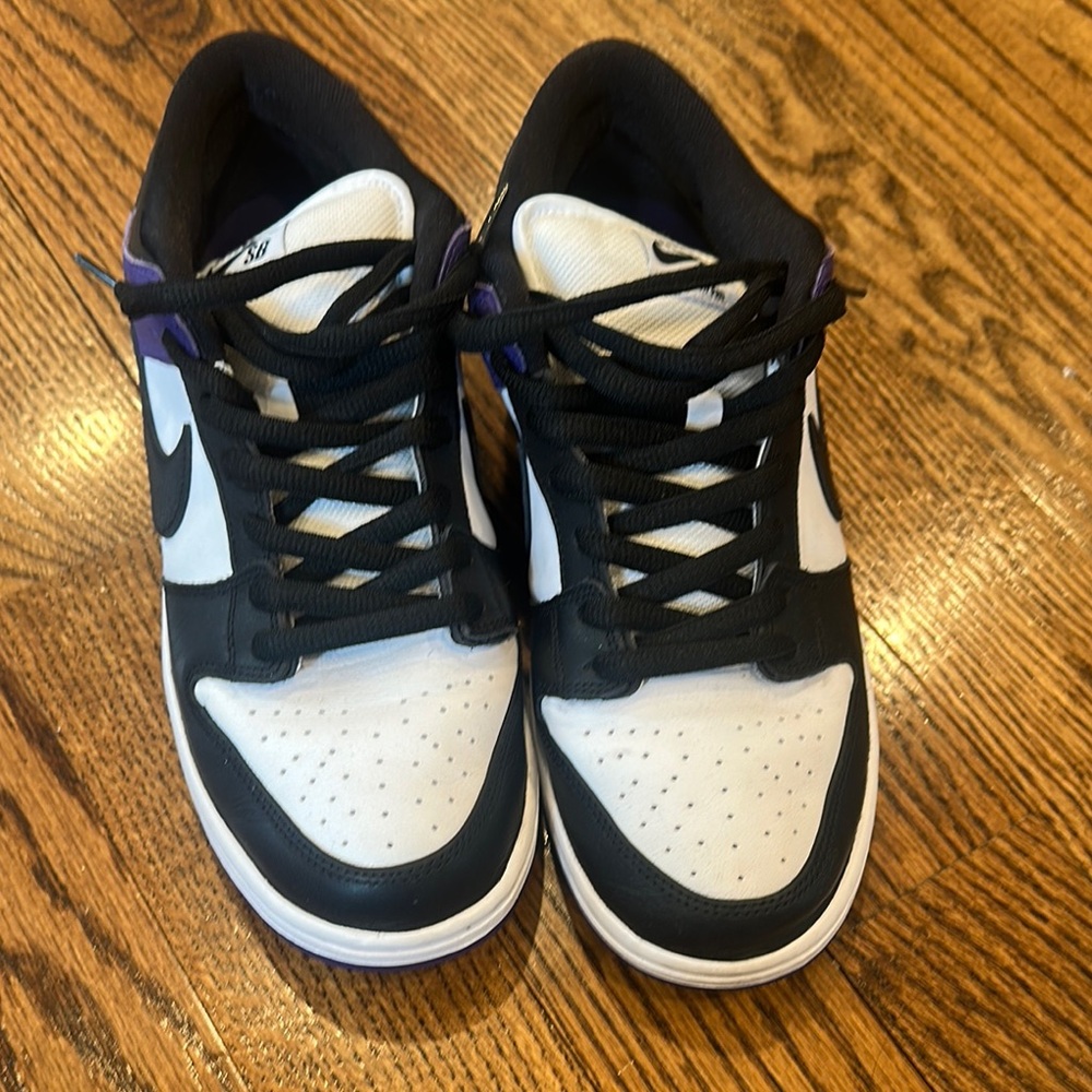 Nike Black and White Sneakers